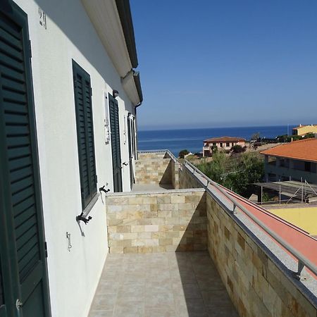 Le Residenze Della Spiaggia Valledoria Valledoria (Sardinia) Exterior foto